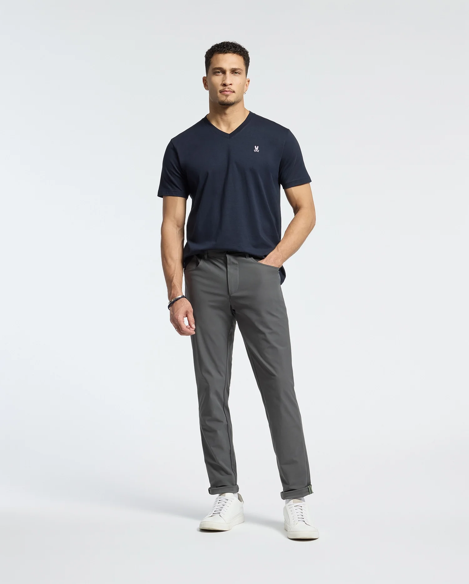 MENS CLASSIC V NECK TEE - B6U100ARPC - Image 7